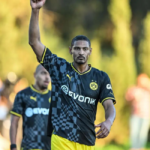 Após cancêr, Haller volta aos gramados