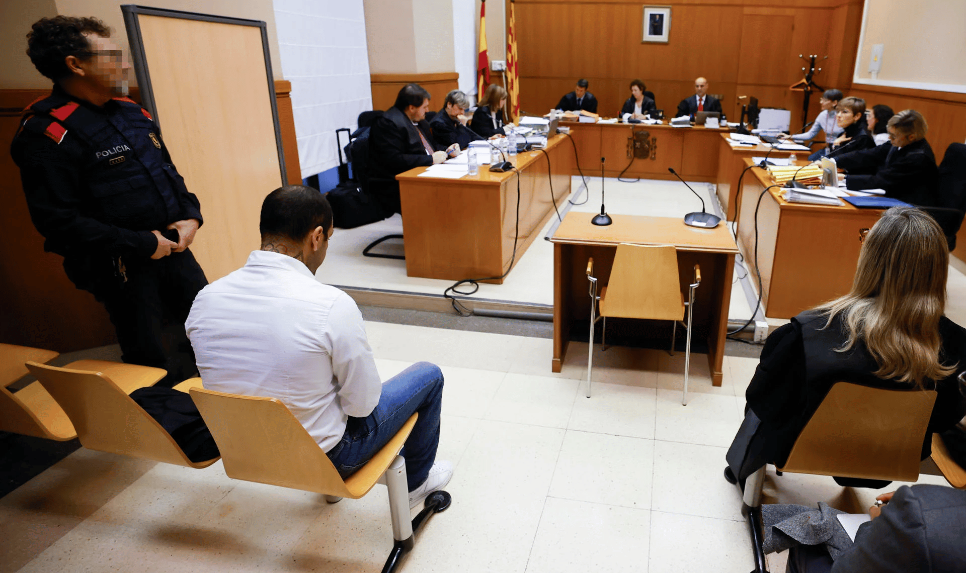 Daniel alves e tribunal