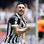 santos e bigode