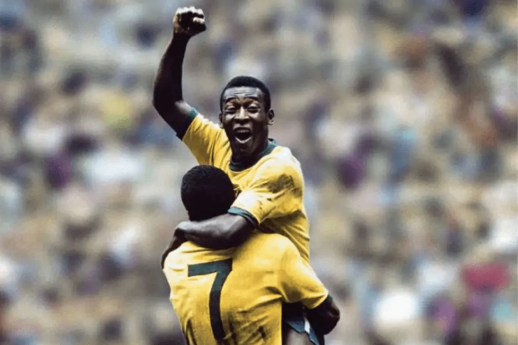 Pele comemora vitoria