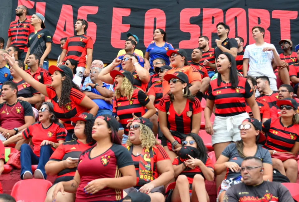 Torcida feminina